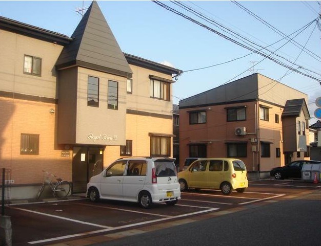 ロイヤルタウンⅠ 102号室 外観