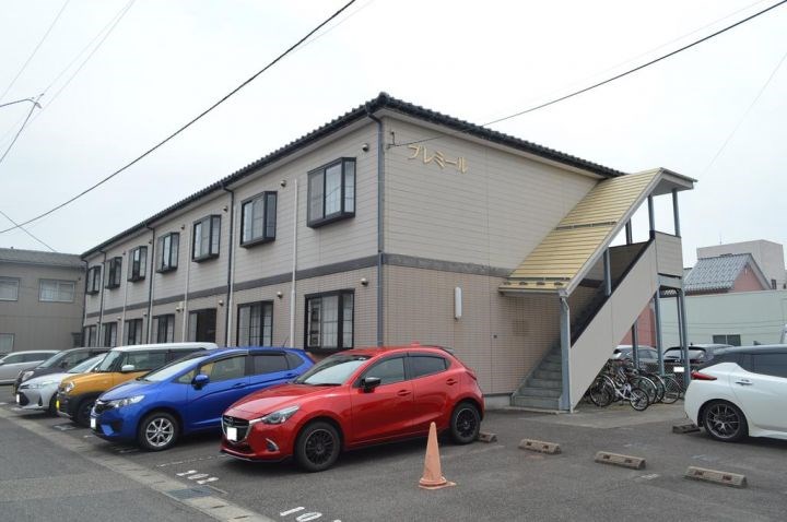 プレミール 201号室 外観