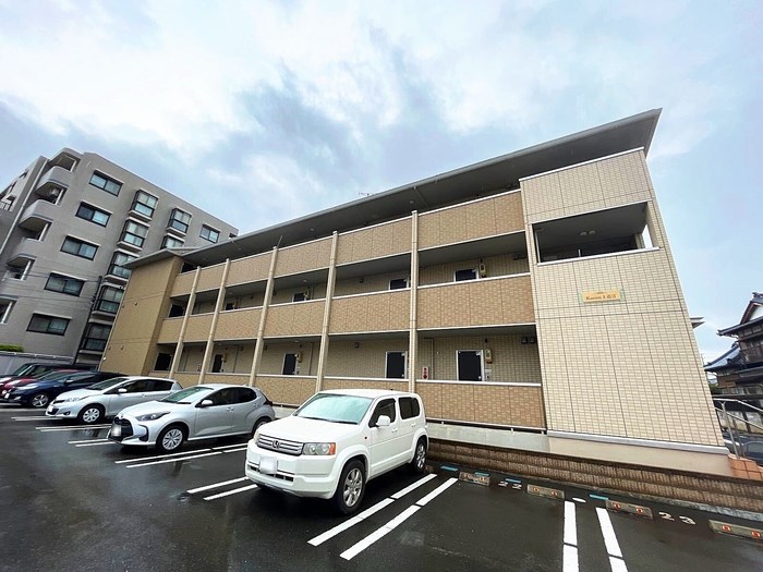 カノン上近江 102号室 外観