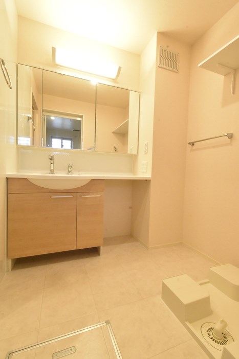 コートイーリス その他4