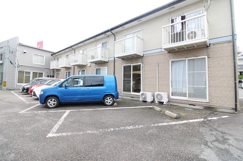 オーグ県庁前 その他12