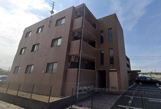 コートハウス善久 303号室 外観