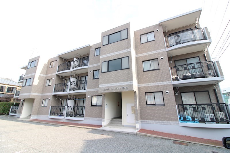 センチュリーハイツ中島 201号室 外観