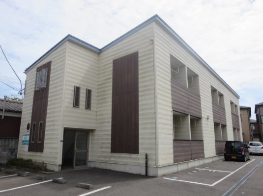 クレアーレ牡丹山 102号室 外観