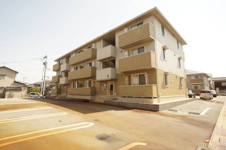 レイクサイドB 103号室 外観