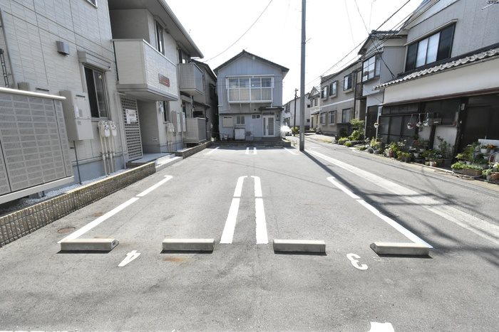 エムアンドエス白山浦 駐車場