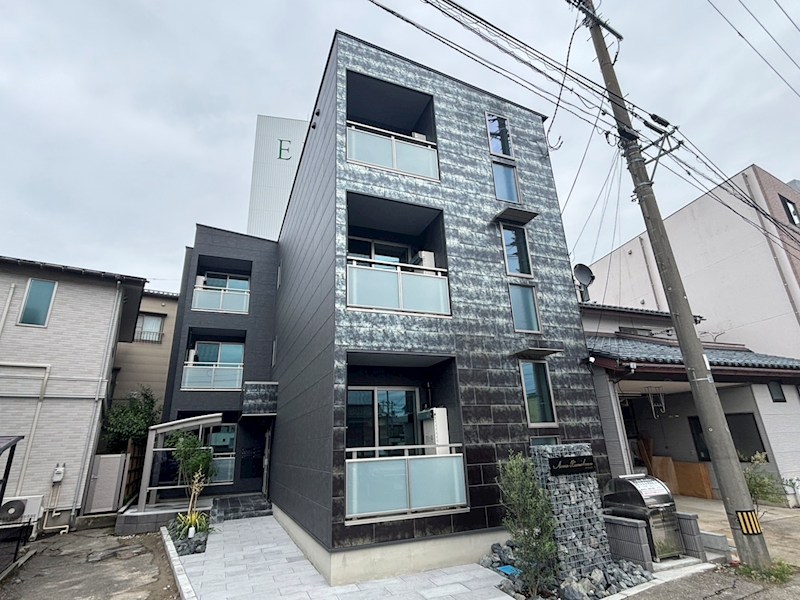 アオーラ上大川 201号室 外観