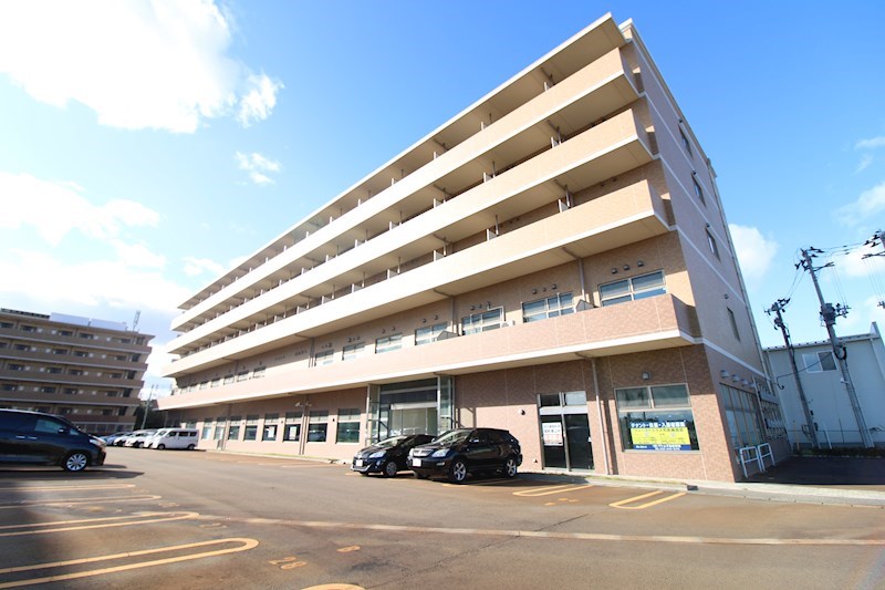 ファーストクラス市民病院前 511号室 外観