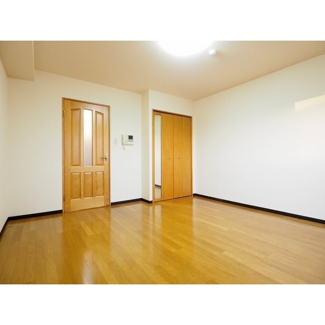 ビアン・ヴィー・ミサキ その他1