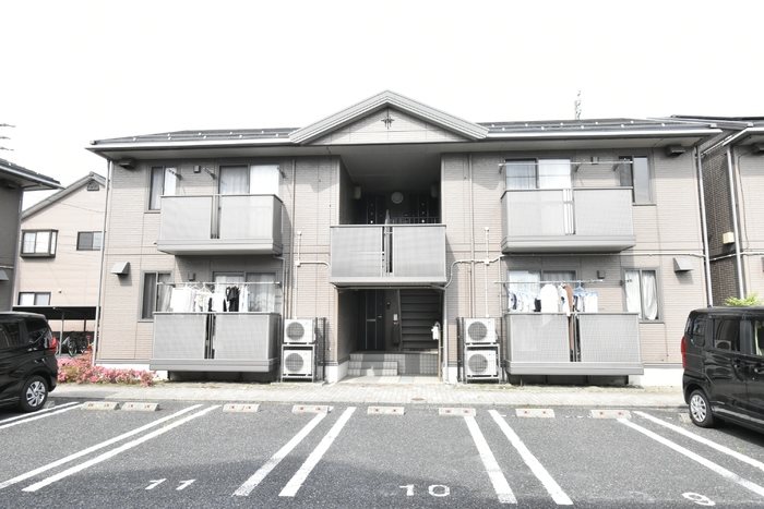 ファミィールB 102号室 外観