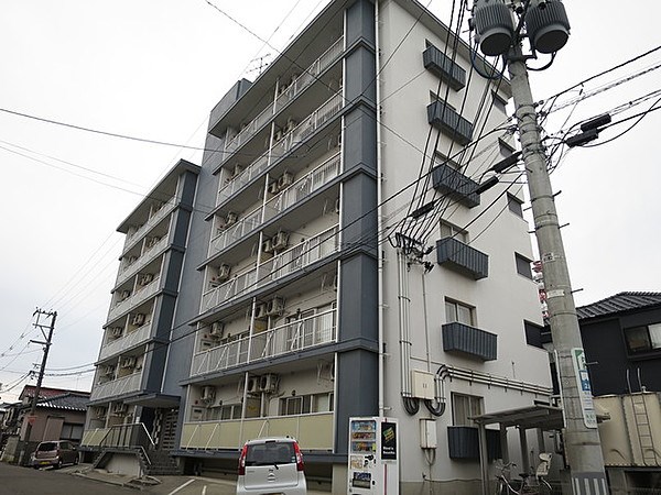 網川原県庁前マンション 504号室 外観