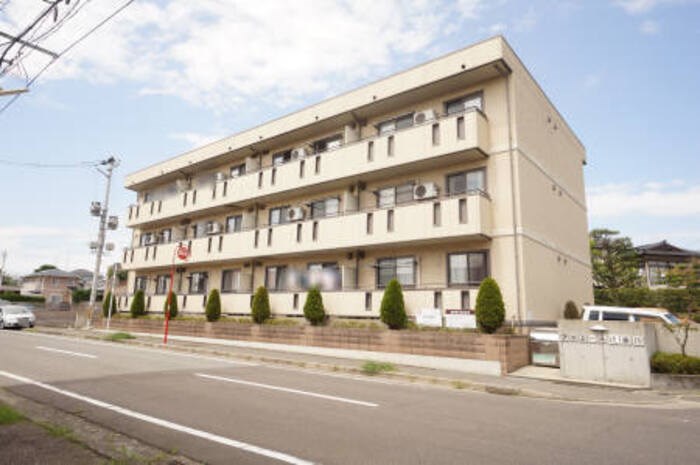 ファミール近藤Ⅳ 302号室 外観