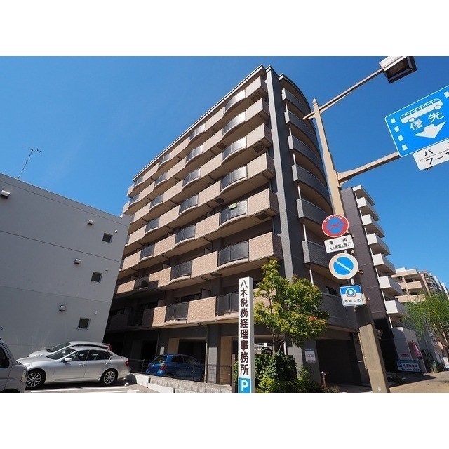 レジュイール東中通 202号室 外観