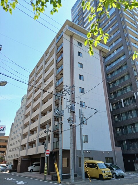 アメニティ万代 702号室 外観