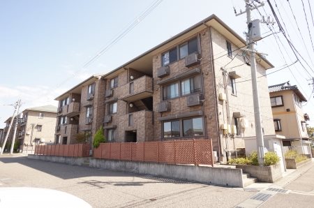 プリモディーネ C102号室 外観