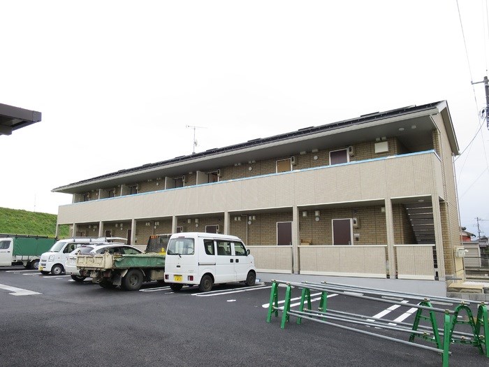 クロスリアン 201号室 外観