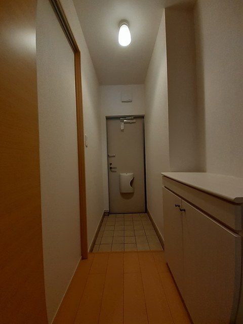 ヴィラ・イズミ 玄関