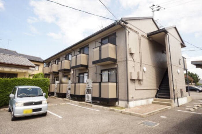 ロイヤルガーデンC 105号室 外観