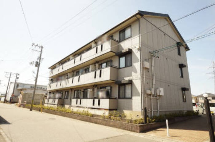 リビングタウン新潟B 205号室 外観