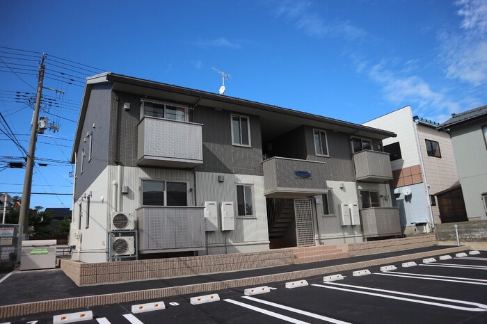 アメニティタウンⅢ　A棟 201号室 外観