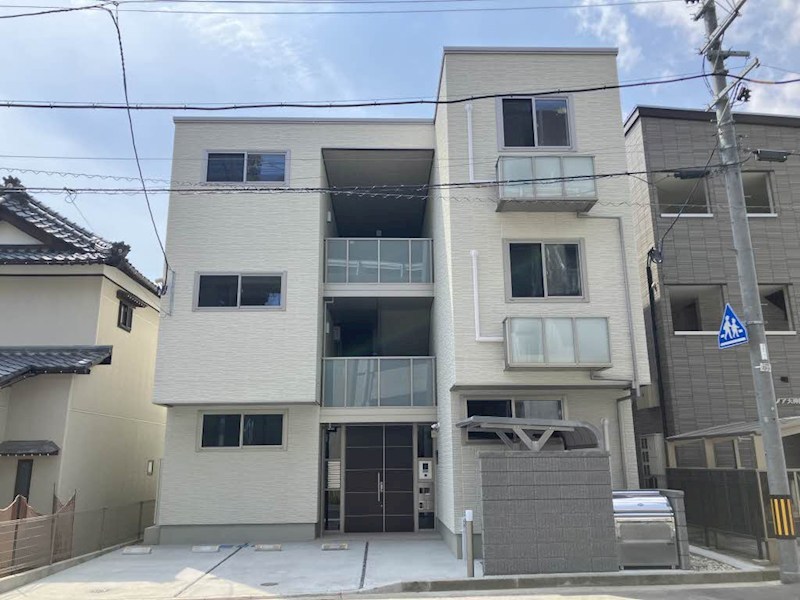 べレオ天神尾 201号室 外観