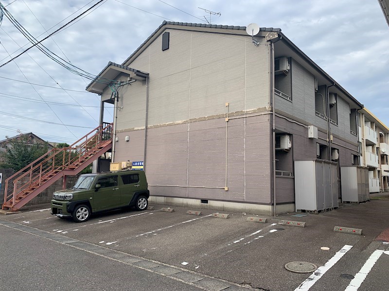 エトワール上所 104号室 外観