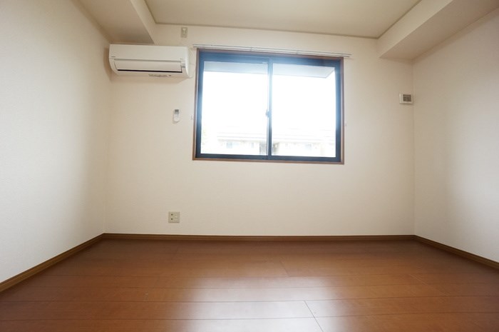 ロイヤルタウン松崎 その他8