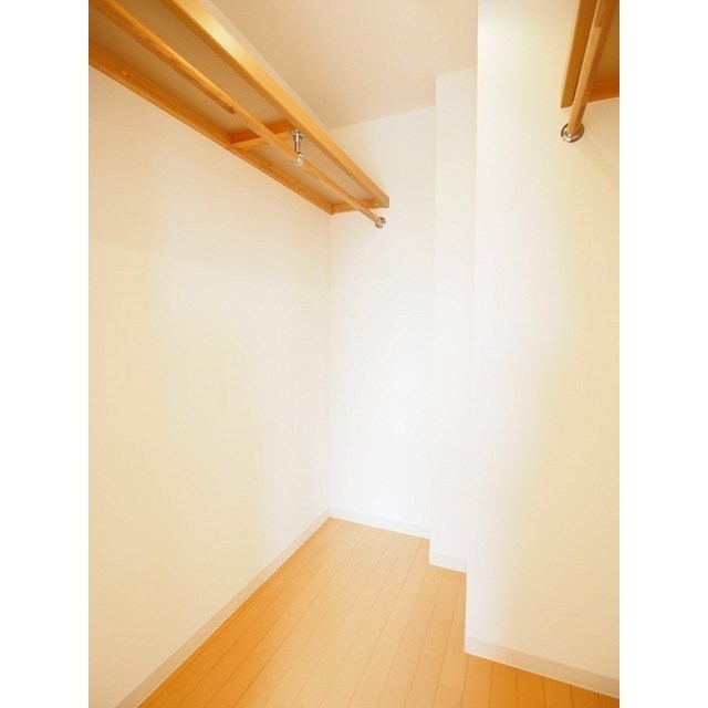 サラ・ビエント その他8