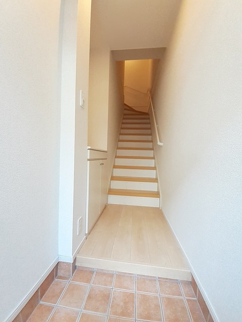 ヴィラ　アバンザーレ 玄関