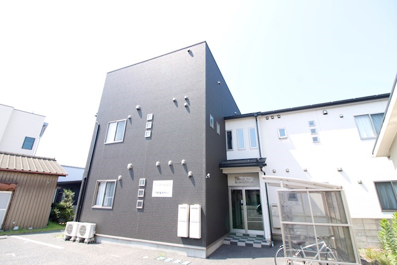 ワンダーヒルズ 202号室 外観