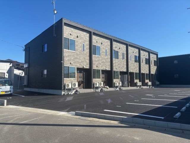 Ｌｉｍｉｔｅｄ　Ｂａｓｅ 102号室 外観