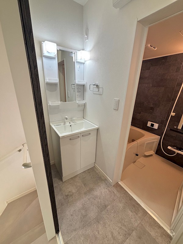 Ｌｉｍｉｔｅｄ　Ｂａｓｅ その他5