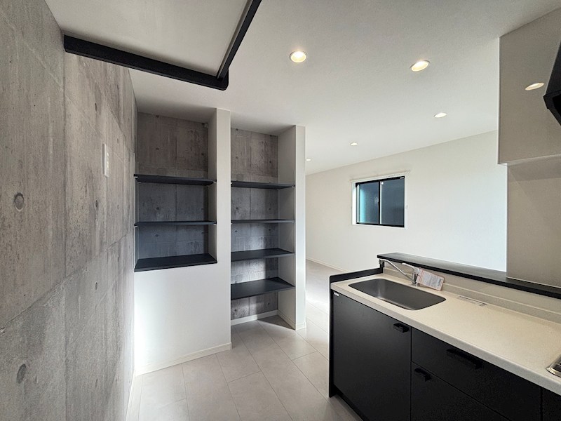 Ｌｉｍｉｔｅｄ　Ｂａｓｅ その他13