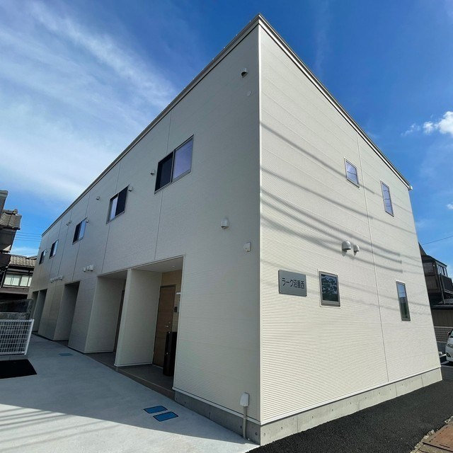 ラーク沼垂西 106号室 外観