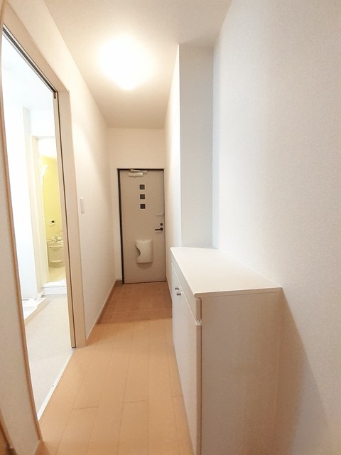 ブリーゼ小張木Ⅰ 玄関