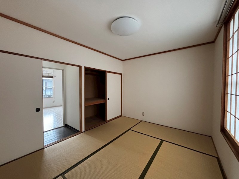 タウンハウスヨコタ 収納