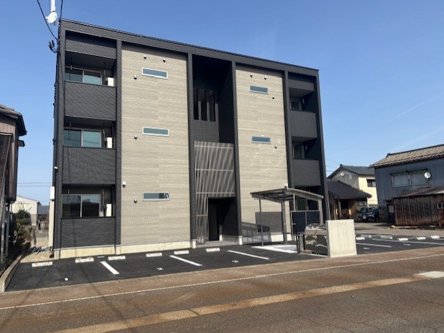 シュアネスⅣ 305号室 外観