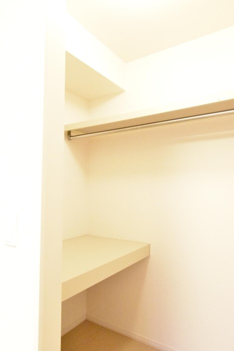 ロベール近江 その他3