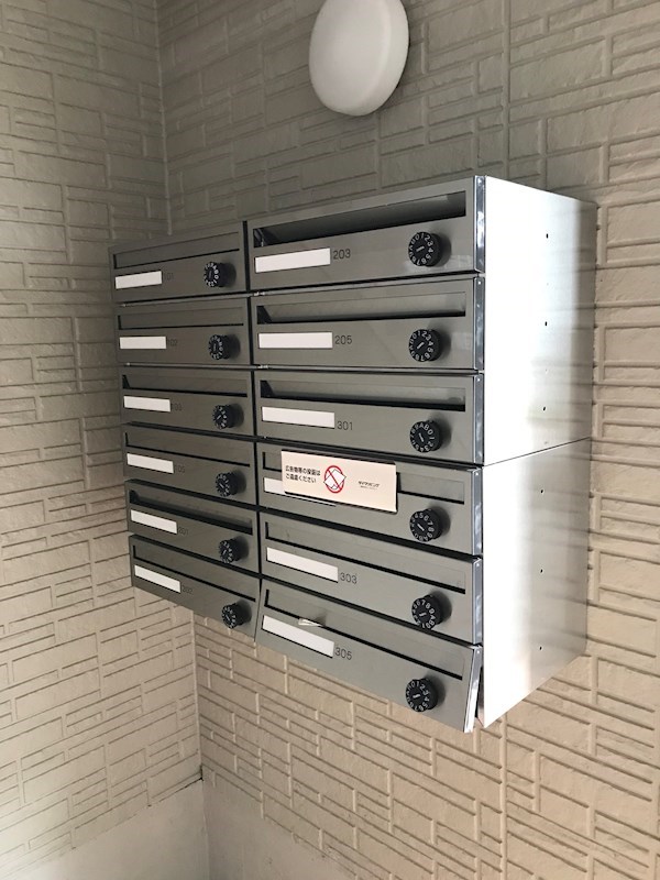 ロベール近江 その他13