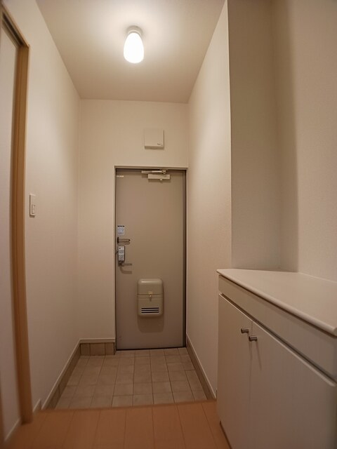 ラ・ルーチェビータ 玄関