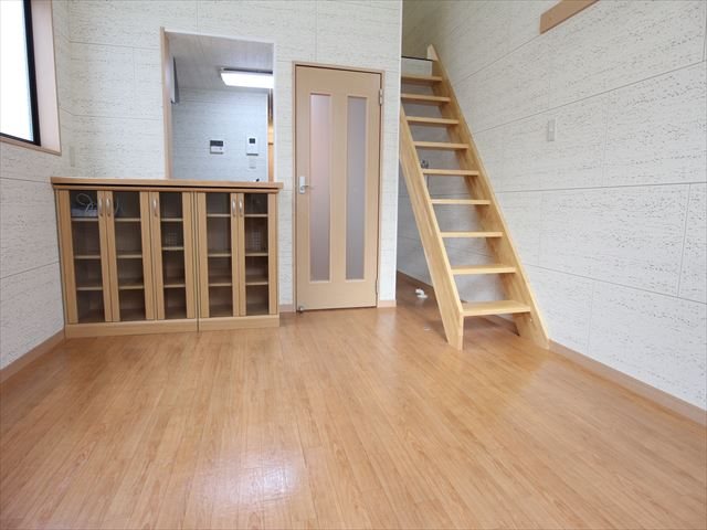 ｱﾚｰﾅ東大通 リビング