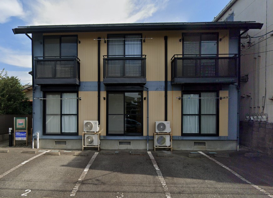 サン・プレリュード 102号室 外観