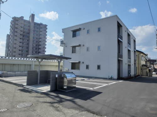 ヴェストレ 203号室 外観