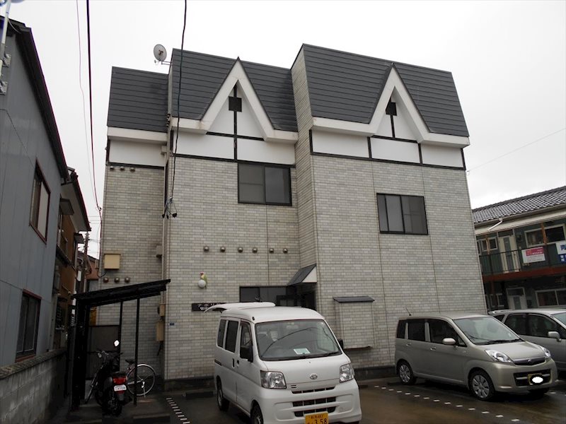 ﾅﾎﾟﾘ館 202号室 外観