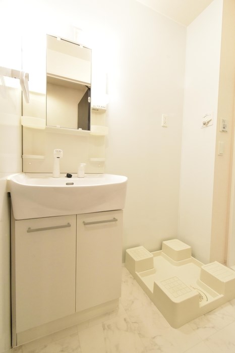 ロベール近江 その他5