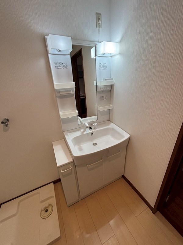 ルシィル亀田 その他3