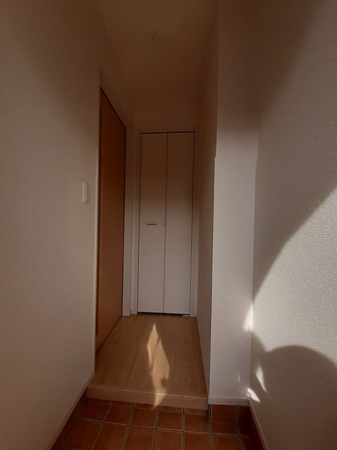 カーサ　アルバ 玄関