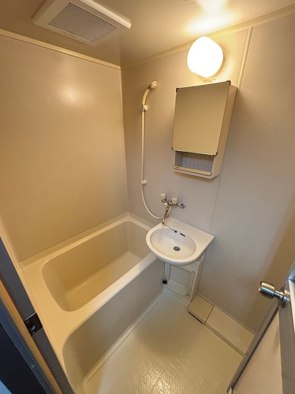 プラザ・ドゥ・ロード その他3