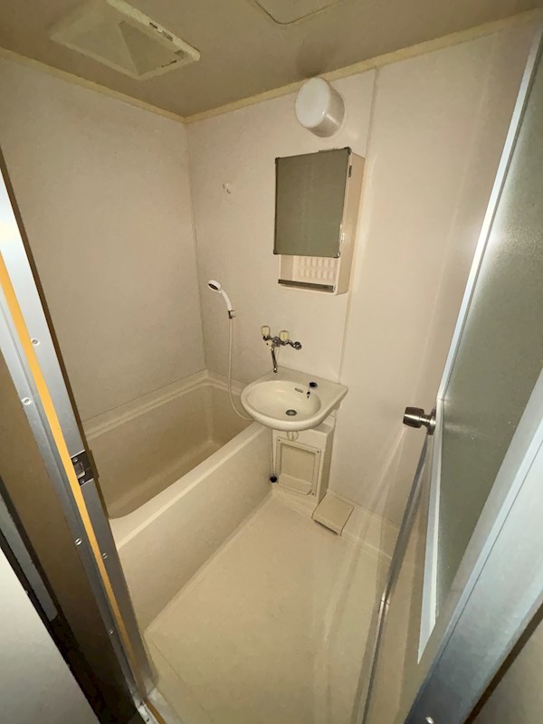 プラザ・ドゥ・ロード その他3