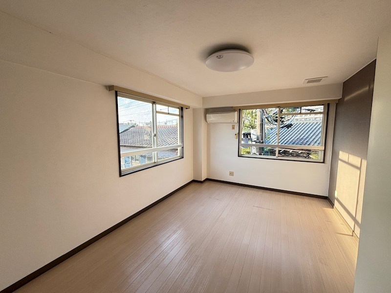 プラザ・ドゥ・ロード その他1